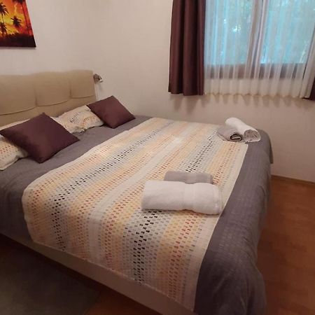 Apartments Agrijan Maslenica Bagian luar foto
