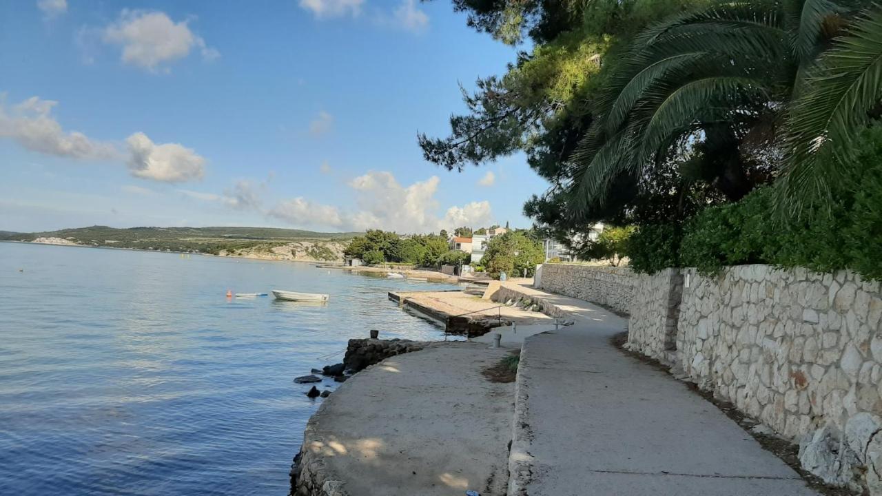 Apartments Agrijan Maslenica Bagian luar foto