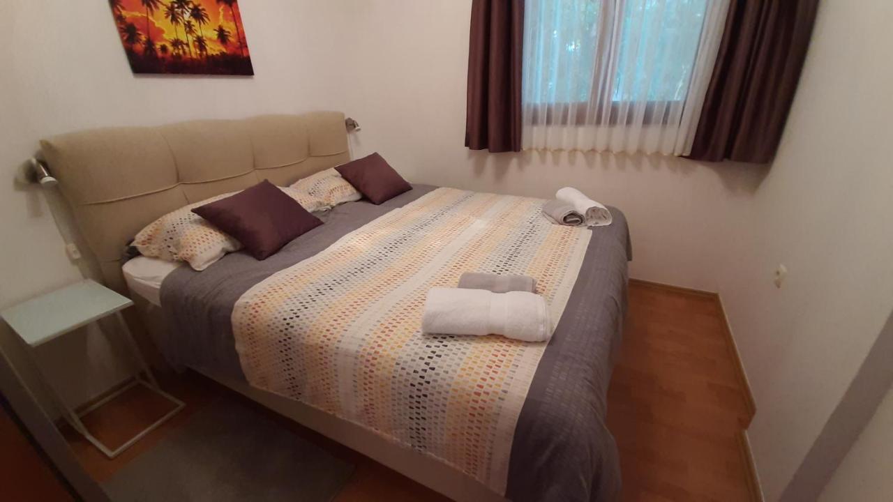 Apartments Agrijan Maslenica Bagian luar foto