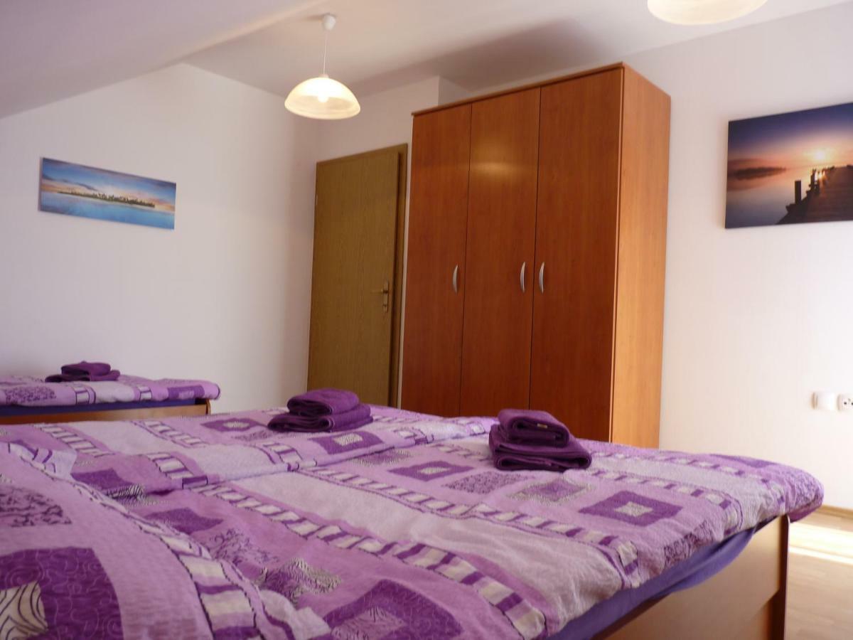 Apartments Agrijan Maslenica Bagian luar foto