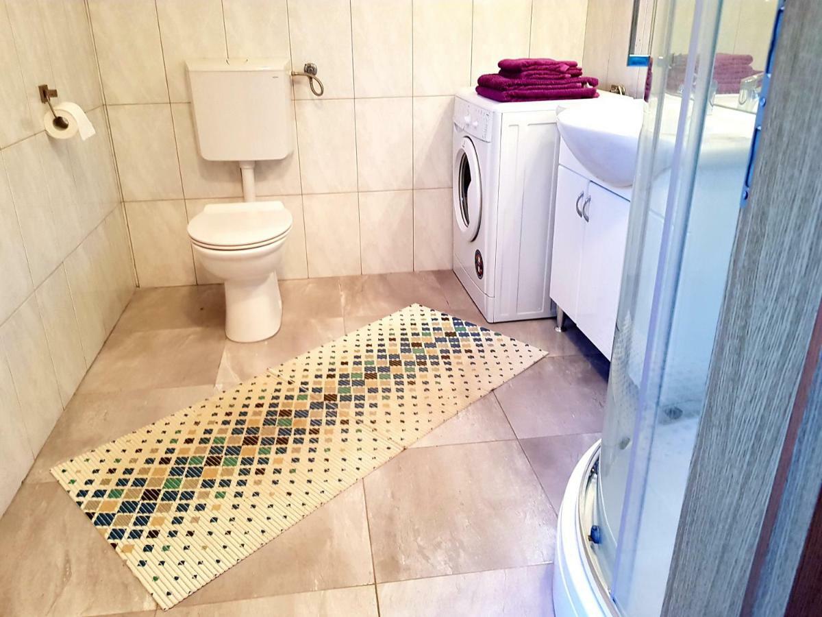 Apartments Agrijan Maslenica Bagian luar foto